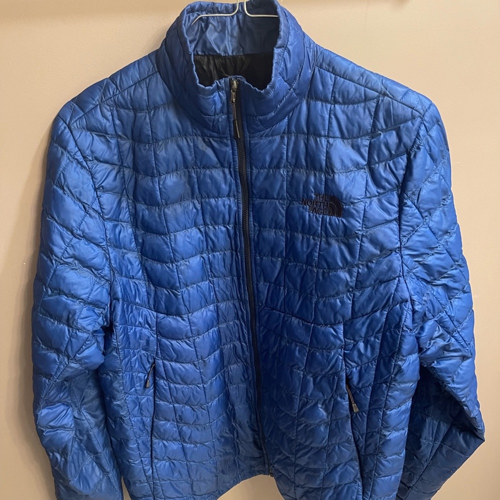The North Face Men’s Blue Thermoball Jacket Size Medium